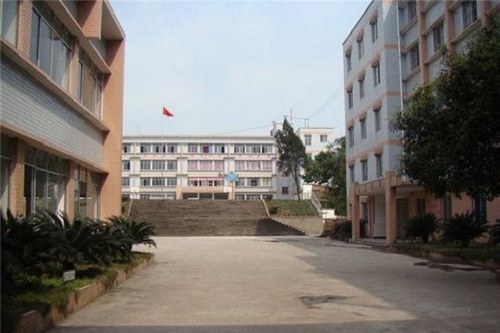 成都市建筑職業(yè)中專學(xué)校地址在哪里