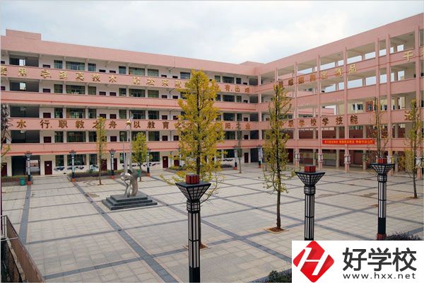 永州市祁陽縣職業(yè)中專學(xué)校怎么樣？是什么性質(zhì)？