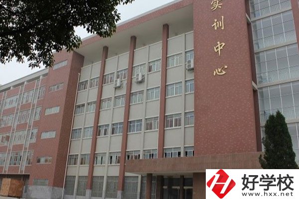 岳陽市高級技工學校怎么樣，開設(shè)了哪些招生專業(yè)？