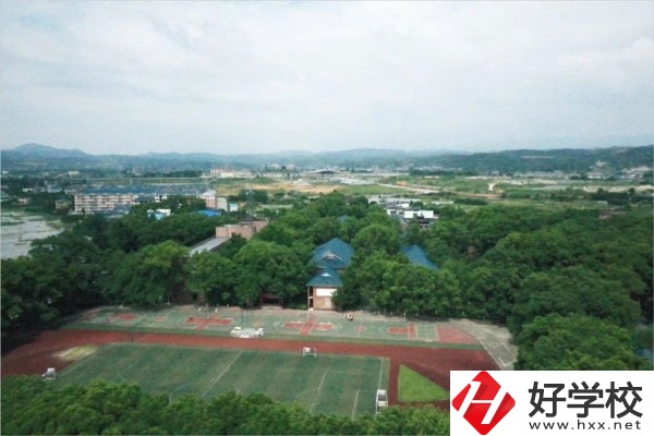 懷化市振華職業(yè)學校運動場